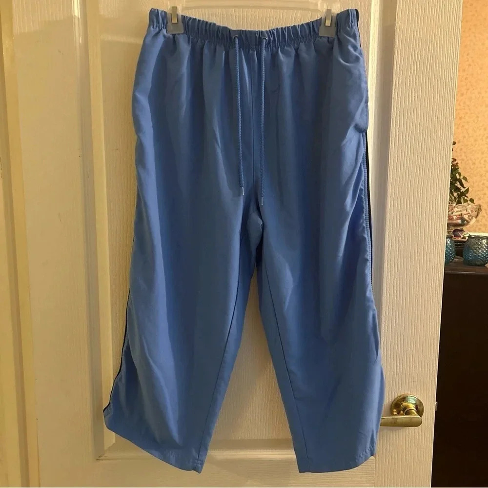 Mountain Lake Blue women’s activewear pants/Capris Medium elastic waist, Pockets